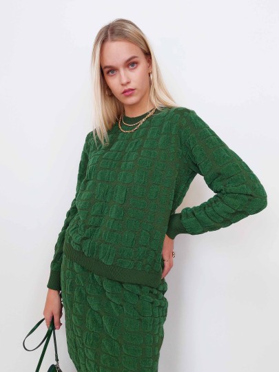 Immik forest green sweater